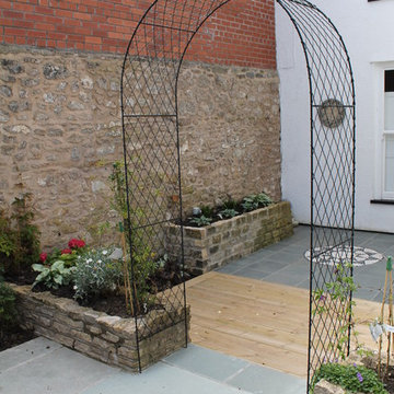 Contemporary Courtyard