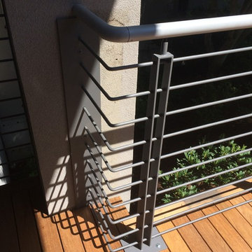 Bellevue outdoor handrail