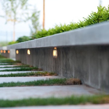Concrete wall and bench seating