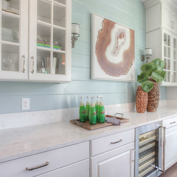 Model "Lite"Home Staging, Luxury Beachfront Condo