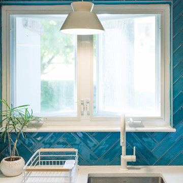 A Mid-Century Kitchen That Maximizes Every Inch