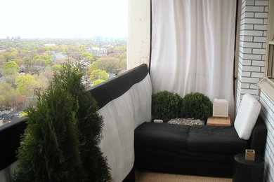 Home design photo in Toronto