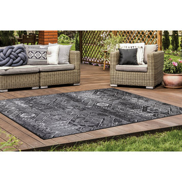 Jackson Collection Gray Black Southwest Outdoor Rug, 5'3"x7'7"