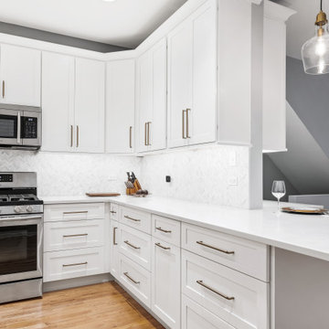 Space-Maximizing Chicago Kitchen