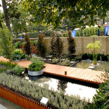 2009 MIFIGS SHOW GARDEN "FOOD FOR THOUGHT"
