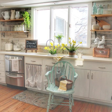 Reclaimed Weathered Wood White