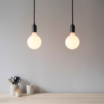 Porcelain III Bulb With Graphite Pendant