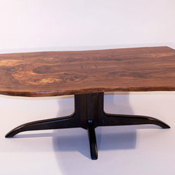 Mandelis Table - Products