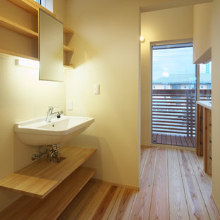 他の地域の小さい和風のおしゃれなランドリールームの写真