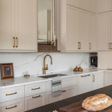 Kitchen Sink Wall with Antique Mirror Detail