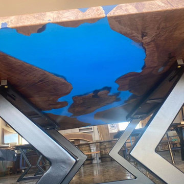 Clear Blue Island Table