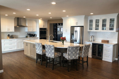 Kitchen - transitional kitchen idea in Denver