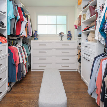 Privacy Window in Spacious Walk-In Closet - Renewal by Andersen San Francisco Ba