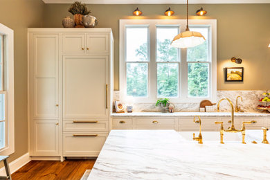 French country kitchen photo in Nashville