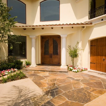 Avenida Hacienda, Tarzana