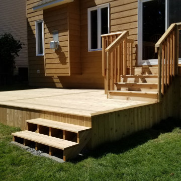 Western Red Cedar Backyard Deck
