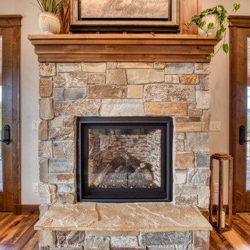 Lone Pine Lodge