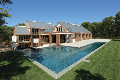 Example of a large minimalist pool design in New York