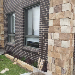 Colonial Ranch Australian Sandstone Wall Cladding Project - Wall Cladding & Stone Veneer