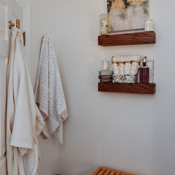 Tranquil Bathroom of Irving