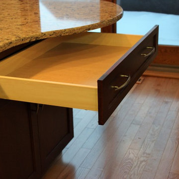 Davenport- Curious Cats Show Us Their New Kitchen
