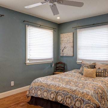 Staged Cozy 1940's St. Pete Bungalow