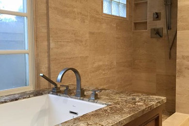 Home design - transitional home design idea in Los Angeles