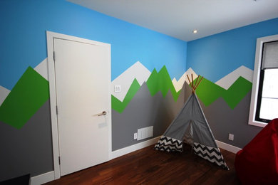 Trendy kids' room photo in Montreal