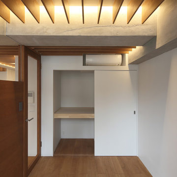 間接照明が美しいフルリノベーションルーム