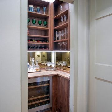 Modern Hand-Painted Kitchen in Edinburgh Townhouse