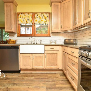 Warm Verona Farmhouse | Haas Cabinet