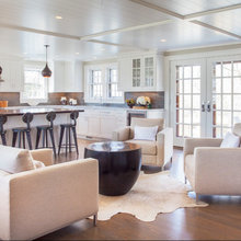 Kitchen Sitting Area