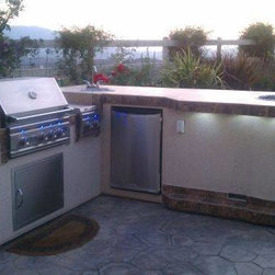 Backyard BBQ Island - Outdoor Grills