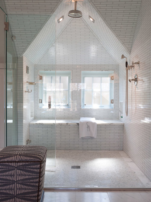 Our 50 Best Vaulted Ceiling Bathroom Ideas & Remodeling Pictures Houzz