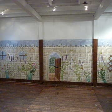 Teaching murals to kids