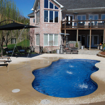 Bermuda Viking Pool by Clearwater Fiberglass Pools