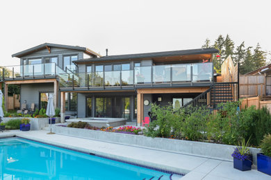 Transitional exterior home photo in Vancouver