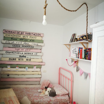 habitación niña y cuarto de almacenamiento