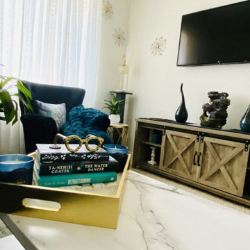 Lady Lounge / Work Space - "Her Suite"