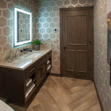 Fremont Hills Modern Lodge Guest Bath