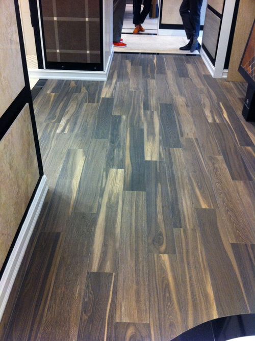 Real Wood Floor Vs Ceramic Look, Does Tile And Wood Flooring Look Good Together