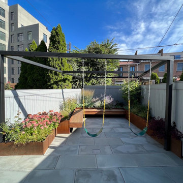 Sunset Park Family Garden