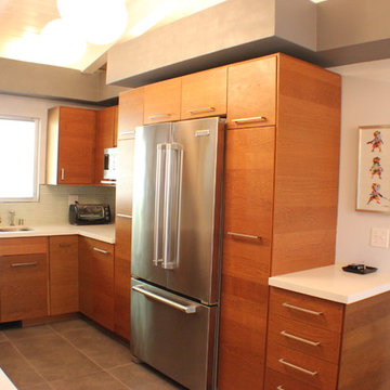 UPTOWN Mid-Century
