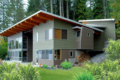 This is an example of a contemporary home design in Seattle.