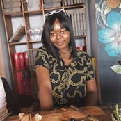 Deborah Shoola's photo