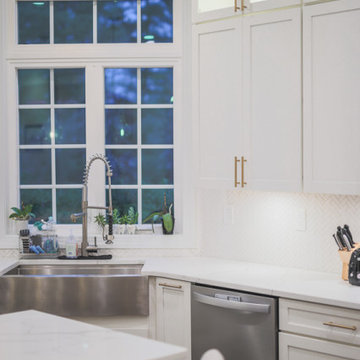 Modern Kitchen Remodel in Frederick County, MD with chic kitchen appliances