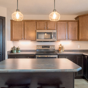Aristokraft Contractor's Choice Kitchen - MPC Builder's Studio