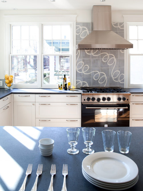 Tile Behind Range Hood Houzz