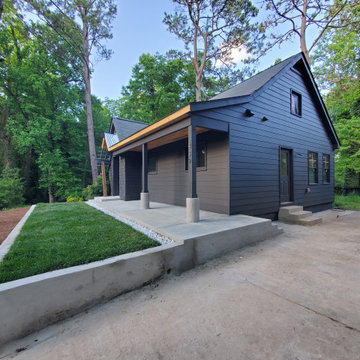 Lake Life Bungalow