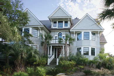 Exterior home idea in Charleston